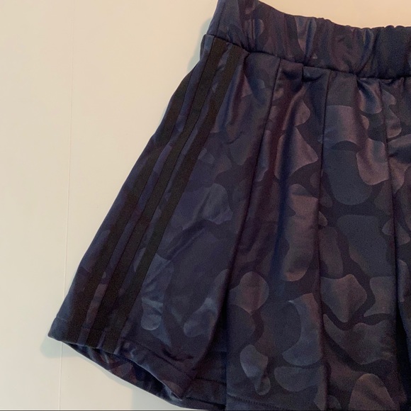 Adidas Camouflage Seoul Winter Skirt in Ink S - Picture 4 of 8